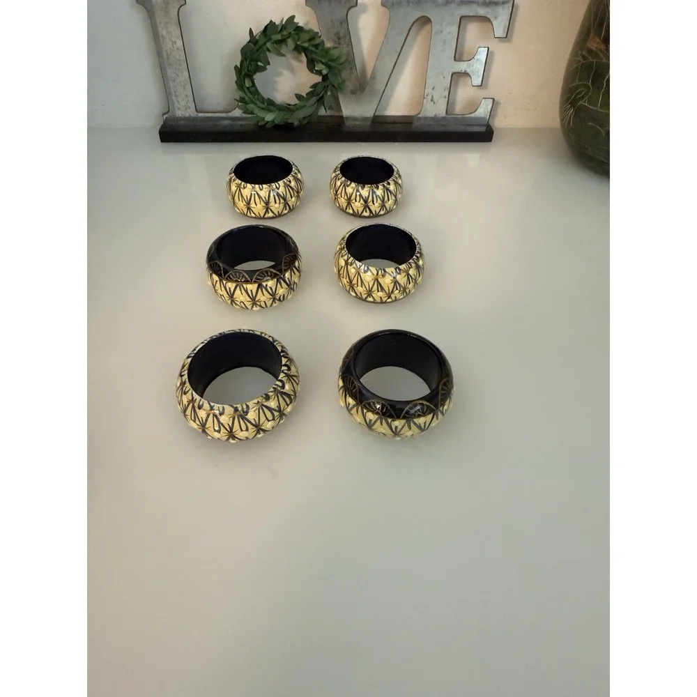 Vintage Set 6 Papier Mache Dotted‎ Napkin Rings Wood Hand Painted Circa 1970 EUC
